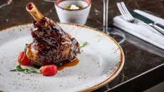 Galazia Hytra, πρόγευση Πάρου