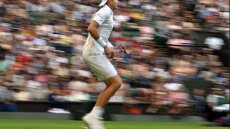 Wimbledon: Στον τρίτο γύρο Ίσνερ και Αλκαράθ