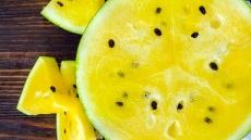 Κίτρινο καρπούζι έχετε δοκιμάσει; 