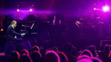 Ο Στέφανος Κορκολής στο θέατρο Άλσος τη Δευτέρα 11 Ιουλίου