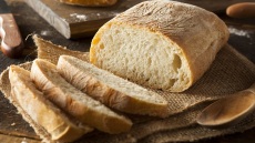 Αυτές είναι οι τροφές που βλάπτουν τον μεταβολισμό μας