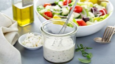 Ranch dressing: H αγαπημένη σος των Αμερικανών στη vegan εκδοχή της