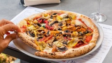 10 ιταλικά εστιατόρια στα Νότια Προάστια με ωραία αυλή για τα καλοκαιρινά βράδια