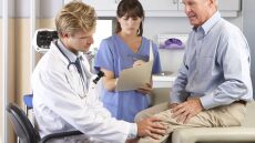 Οστεοαρθρίτιδα – Αρθροπλαστική: Τι καλύπτει το ασφαλιστήριο υγείας