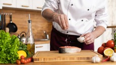 Το γευστικό συστατικό που «κλέβει» χρόνια – Αυξάνει 28% τον κίνδυνο πρόωρου θανάτου