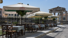 Κοινωνικός τουρισμός για συνταξιούχους του ΟΑΕΕ: Σήμερα ανοίγει η πλατφόρμα για τις αιτήσεις