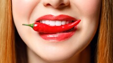 Σας αρέσουν τα καυτερά; Έρευνα αποκαλύπτει τι άλλο κερδίζετε εκτός από έντονη γεύση