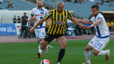 ΑΕΚ: Παραμένει ο Άμραμπατ