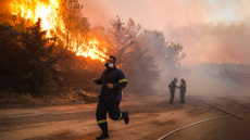 Βασιλακόπουλος: Τι πρέπει να κάνουν όσοι αντιμετωπίζουν αναπνευστικά προβλήματα