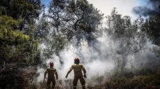 Φωτιά στην Πεντέλη: Ο ΙΣΑ αποστέλλει ιατρική βοήθεια και ασθενοφόρα στις πυρόπληκτες περιοχές