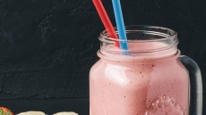  Smoothie φράουλας με μπανάνα