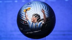 Σκληρός δίσκος με ηχογραφημένα μηνύματα για τον Μαραντόνα θα σταλεί στο διάστημα με δορυφόρο