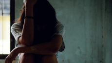 Σε δίκη ο 40χρονος που παρέσυρε 14χρονη σε ξενοδοχείο στην Ομόνοια