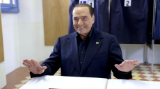 Ιταλία: Ο Μπερλουσκόνι εγκρίνει Σαλβίνι και Μελόνι για να ηγηθούν της επόμενης κυβέρνησης