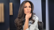 Ανθή Βούλγαρη: «Μου έκλεβαν κι εμένα τα εσώρουχα από την απλώστρα»