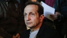 Πέτρος Φιλιππίδης: Ο Σπύρος Μπιμπίλας καταθέτει στη δίκη -Θα ερωτηθεί για την γυναίκα που κατήγγειλε βιασμό