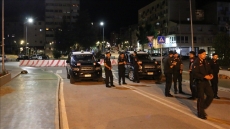 Σερβία: Απομακρύνονται τα οδοφράγματα στο βόρειο Κόσοβο, ανοίγουν τα σύνορα