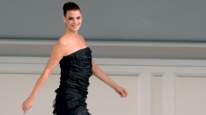 Λίντα Εβαντζελίστα: Η θεά επιστρέφει στην πασαρέλα