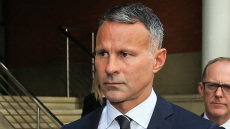 Ράιαν Γκιγκς: Στη φόρα... πικάντικες λεπτομέρειες για την σχέση με την πρώην του - Χειροπέδες, σκληρό σεξ και μελανιές 