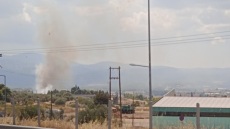 Φωτιά σε χαμηλή βλάστηση στα Οινόφυτα - Αποκαταστάθηκε η κυκλοφορία των τρένων