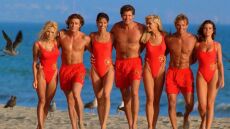 Baywatch: Πού βρίσκονται σήμερα οι ηθοποιοί της διάσημης σειράς