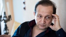 Σπύρος Μπιμπίλας: Με βρίζουν χυδαία, νομίζουν ότι θα χτυπήσουν τον αγώνα του σωματείου