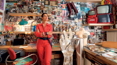 Χριστίνα Ανίντ: Ενας σουρεάλ κόσμος στην Καστέλλα