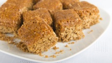 Φανουρόπιτα παραδοσιακή με 9 υλικά