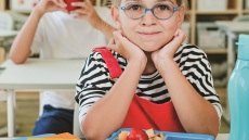 Ισορροπημένη διατροφή στο σχολείο: Οι συμβουλές του διατροφολόγου