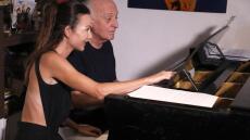 Γιώργος Χατζηνάσιος: «Λυπάμαι που οι πόρτες είναι πια κλειστές για τους νέους καλλιτέχνες»