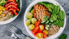 Μαγειρεύουμε στο σπίτι, φθηνά και υγιεινά