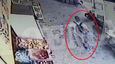 Βίντεο ντοκουμέντο: Δείτε τον δράστη να τρέχει μετά τους πυροβολισμούς στην πλατεία Βάθη