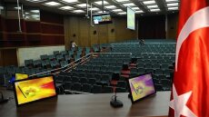 Τουρκία: Στη φυλακή για «τρομοκρατία» η Σεμρά Γκιουζέλ, βουλευτής του Λαϊκού Δημοκρατικού Κόμματος