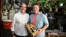 Θεσσαλονίκη: Η γαστρονομία έφερε «κοντά» τον διάσημο σεφ Jamie Oliver με τον δήμαρχο Ζέρβα