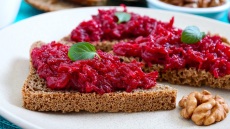 Παντζάρια: τα μοναδικά οφέλη τους και πώς να τα εντάξετε στις συνταγές σας