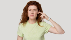 Ακοή και λάρυγγας: Οι απαραίτητες εξετάσεις της εποχής – Ποιους αφορούν