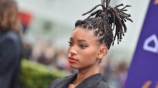 Γουίλοου Σμιθ για το χαστούκι του πατέρα της στα Όσκαρ: «Αγαπώ τον μπαμπά μου» 