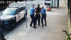 ΗΠΑ - Υπουργείο Δικαιοσύνης: Βία και ρατσισμός από την αστυνομία της Μινεάπολης και μετά τη δολοφονία Φλόιντ