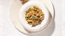 Μπάμιες με γαρίδες, εσπεριδοειδή και μάραθο