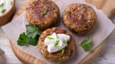 Πώς θα ετοιμάσουμε τα πιο νόστιμα μπιφτέκια στον φούρνο