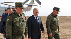 Salto mortale: Ο στριμωγμένος Πούτιν απειλεί τον πλανήτη με πυρηνικά