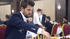 Σκάνδαλο στο σκάκι: Ο παγκόσμιος πρωταθλητής κατηγορεί τον αντίπαλό του για εξαπάτηση