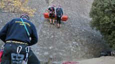 Ολοκληρώθηκε η διάσωση ζευγαριού τουριστών στο φαράγγι του Βίκου - Μεταφέρθηκαν σε ασφαλές σημείο