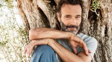 Ρίζες: Το νέο ντοκιμαντέρ του MEGA με τον Θανάση Ευθυμιάδη