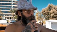 Κολοσσός Ρόδου: Διαφήμιση αλά... Baywatch για τα εισιτήρια διαρκείας