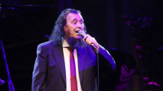 Σταμάτης Κόκοτας - «Γιε μου»: Η αληθινή ιστορία πίσω από τη μεγάλη επιτυχία του