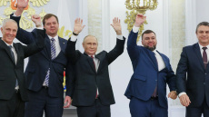 Πόλεμος στην Ουκρανία - Πεσκόφ: Θα ρωτήσουμε τους κατοίκους για τα σύνορα των περιοχών που προσαρτήθηκαν