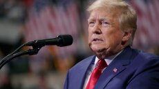 ΗΠΑ: Τα Εθνικά Αρχεία ζητούν από πρώην προέδρους και αντιπροέδρους να ψάξουν αν «ξέχασαν» απόρρητα έγγραφα