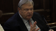 Βενιζέλος: Το πολιτικό σύστημα είναι πολύ στενό, καθυποτάσσει και μαραζώνει τις δυνάμεις της κοινωνίας