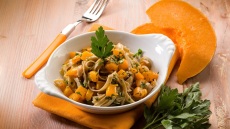 Έξυπνες συμβουλές για να μαγειρεύουμε υγιεινά το Φθινόπωρο